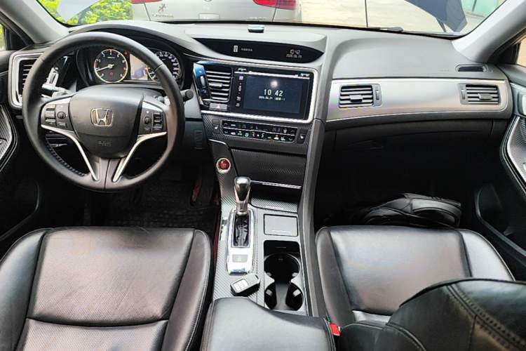 Used Honda Spirior 2015 2.4L Prestige Edition Center Console