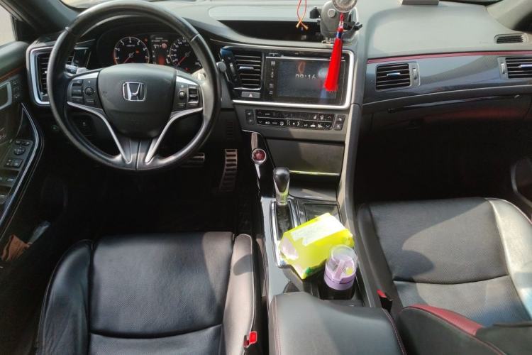 Used Honda Spirior 2015 2.4L Si Center Console