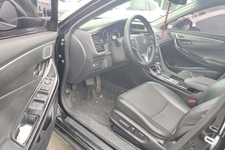 Used Honda Spirior 2015 2.0L Prestige Edition Driver Seat