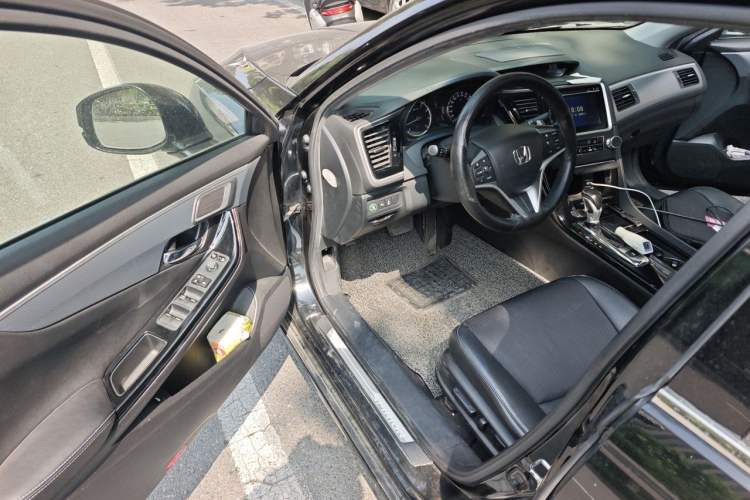 Used Honda Spirior 2015 2.4L Luxury Edition Driver Seat