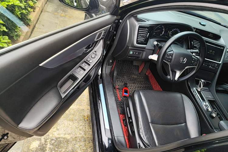 Used Honda Spirior 2015 2.4L Prestige Edition Driver Seat