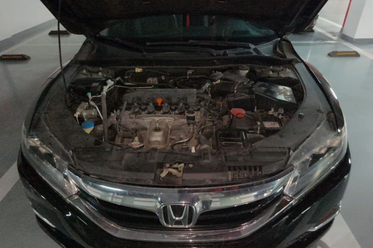 Used Honda Spirior 2015 2.0L Collector's Edition Engine Bay