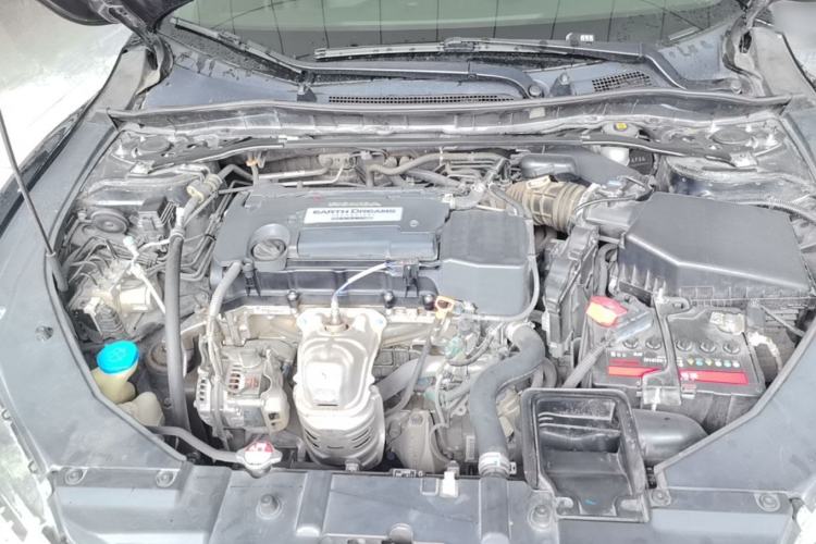 Used Honda Spirior 2015 2.4L Prestige Edition Engine Bay
