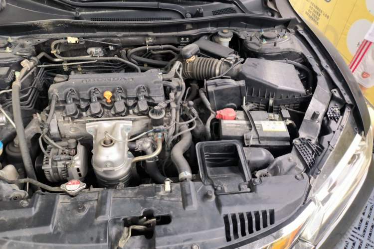 Used Honda Spirior 2015 2.0L Luxury Edition Engine Bay Left
