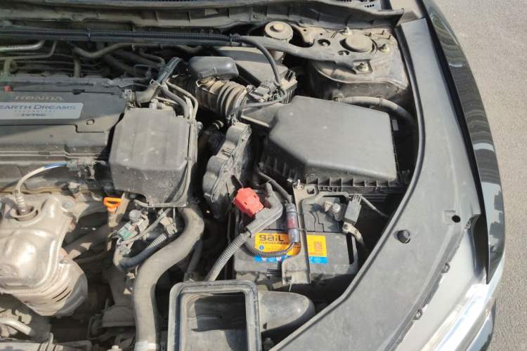 Used Honda Spirior 2015 2.4L Si Engine Bay Left