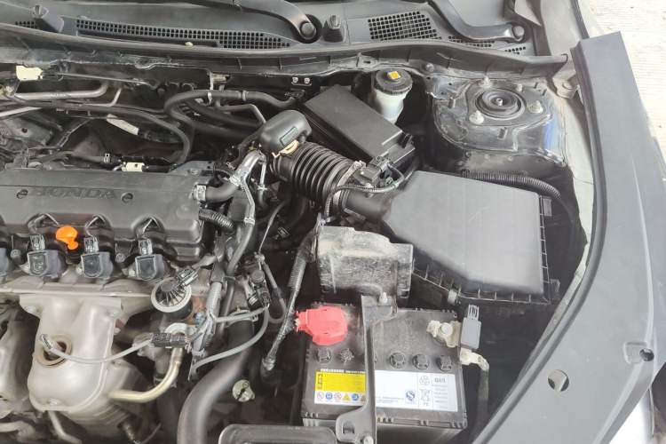Used Honda Spirior 2015 2.0L Prestige Edition Engine Bay Left
