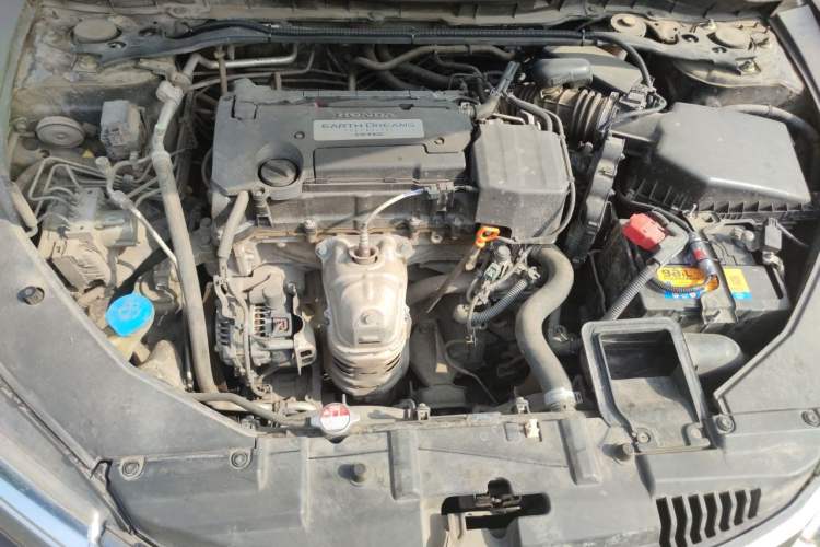 Used Honda Spirior 2015 2.4L Si Engine Bay