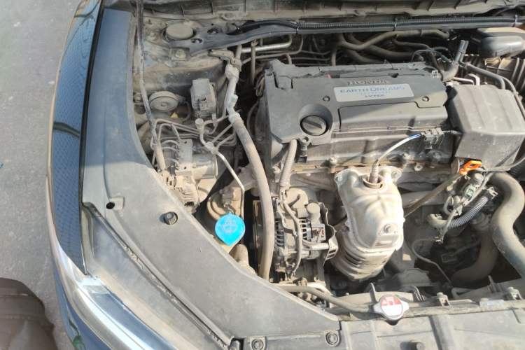 Used Honda Spirior 2015 2.4L Si Engine Bay Right