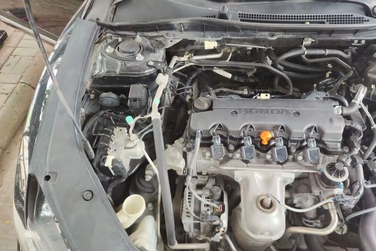 Used Honda Spirior 2015 2.0L Prestige Edition Engine Bay Right