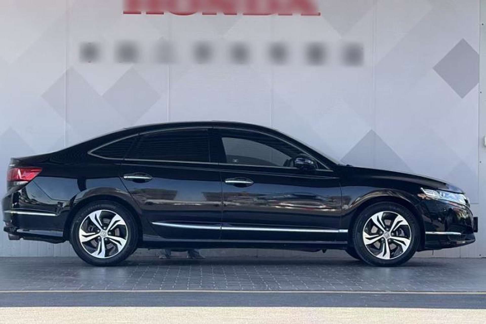 Used Honda Spirior 2015 2.4L Luxury Edition Exterior 2