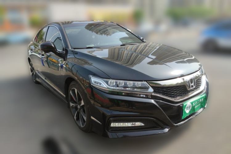 Used Honda Spirior 2015 2.4L Si Front Right 45 Deg