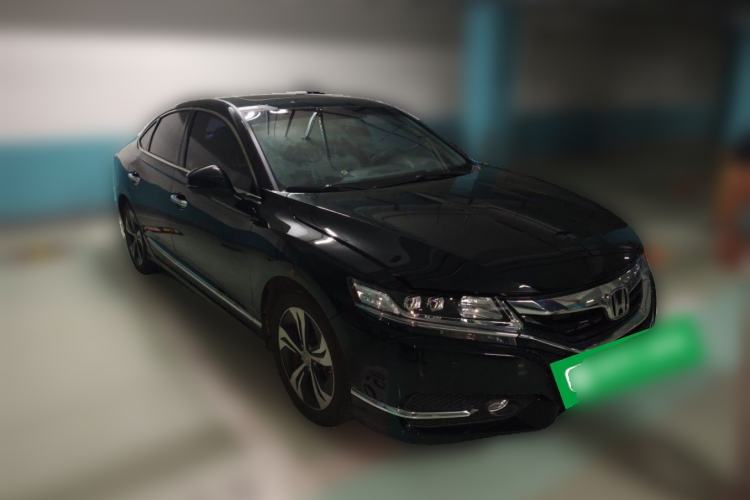 Used Honda Spirior 2015 2.4L Prestige Edition Front Right 45 Deg