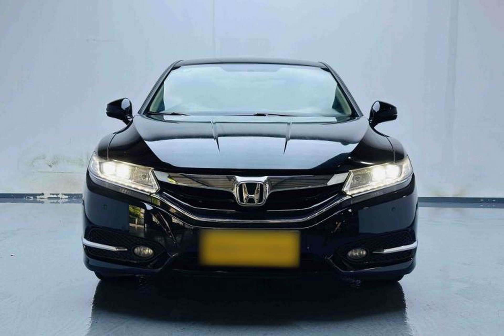 Used Honda Spirior 2015 2.0L Luxury Edition Front