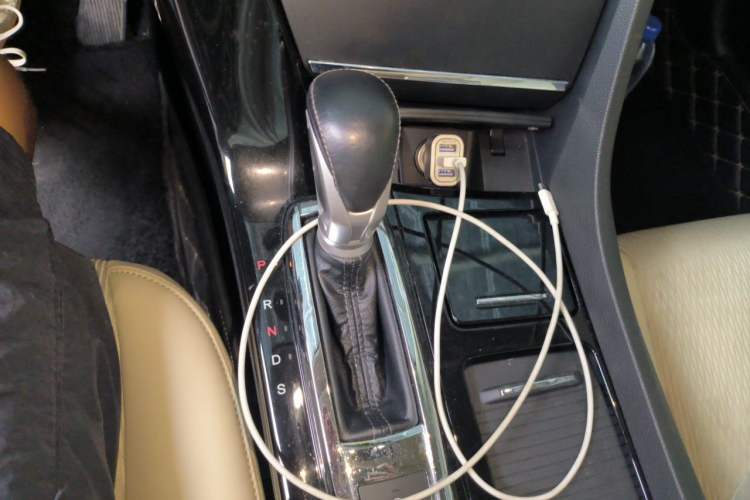 Used Honda Spirior 2015 2.0L Luxury Edition Gear Lever