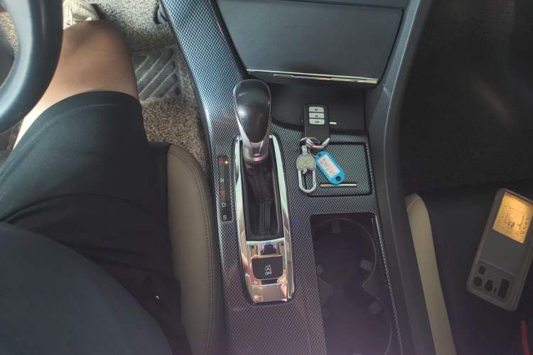 Used Honda Spirior 2015 2.0L Luxury Edition Gear Lever