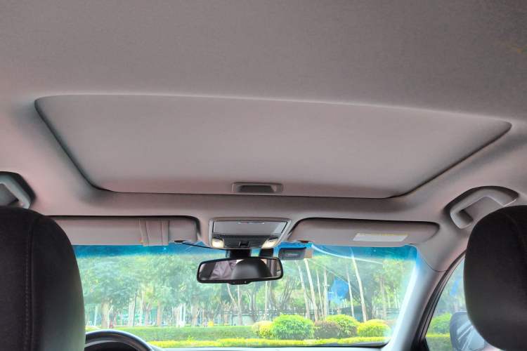 Used Honda Spirior 2015 2.4L Prestige Edition Headliner
