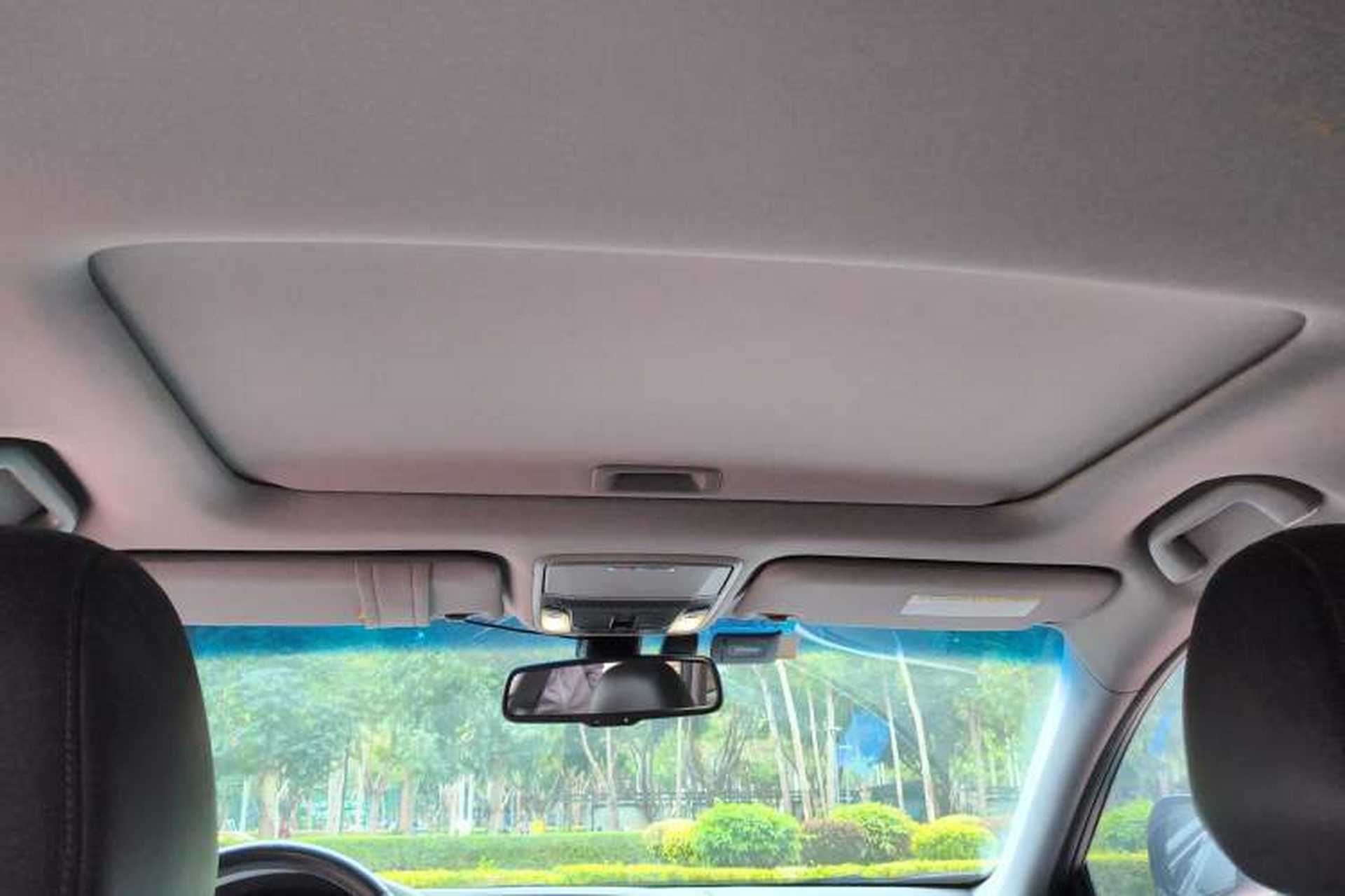 Used Honda Spirior 2015 2.4L Prestige Edition Headliner