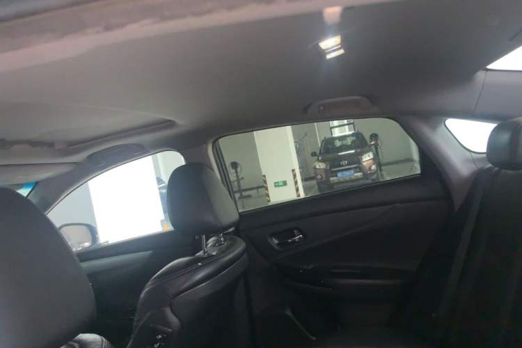 Used Honda Spirior 2015 2.4L Prestige Edition Headliner