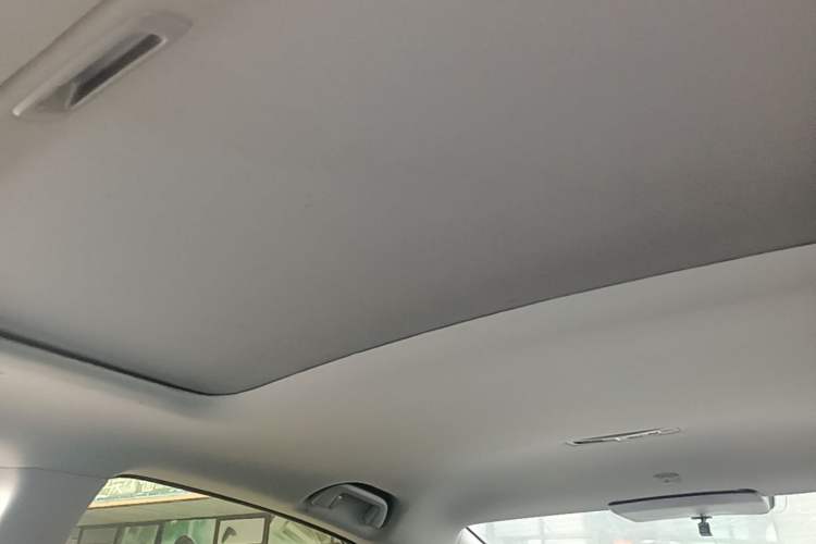 Used Honda Spirior 2015 2.4L Prestige Edition Headliner