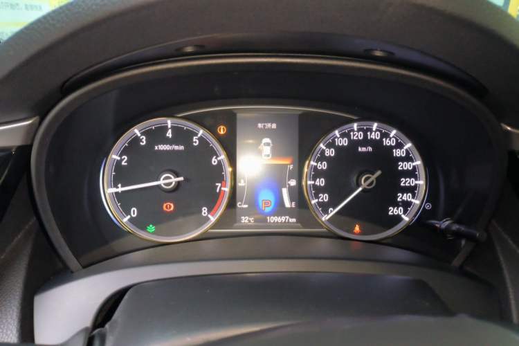 Used Honda Spirior 2015 2.0L Luxury Edition Instrument Cluster