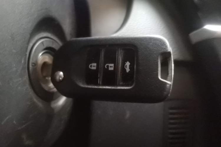 Used Honda Spirior 2015 2.0L Prestige Edition Interior 1