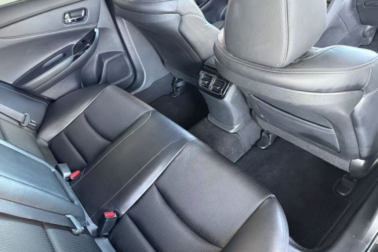 Used Honda Spirior 2015 2.4L Luxury Edition Interior 7