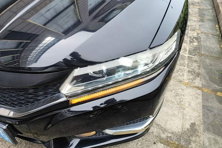 Used Honda Spirior 2015 2.4L Prestige Edition Left Front Headlight