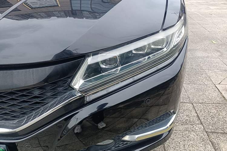 Used Honda Spirior 2015 2.4L Prestige Edition Left Front Headlight