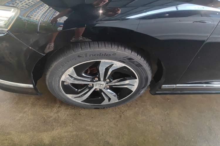 Used Honda Spirior 2015 2.0L Luxury Edition Left Front Wheel Hub