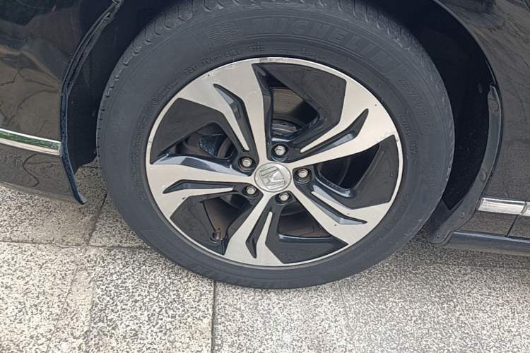 Used Honda Spirior 2015 2.4L Prestige Edition Left Front Wheel Hub
