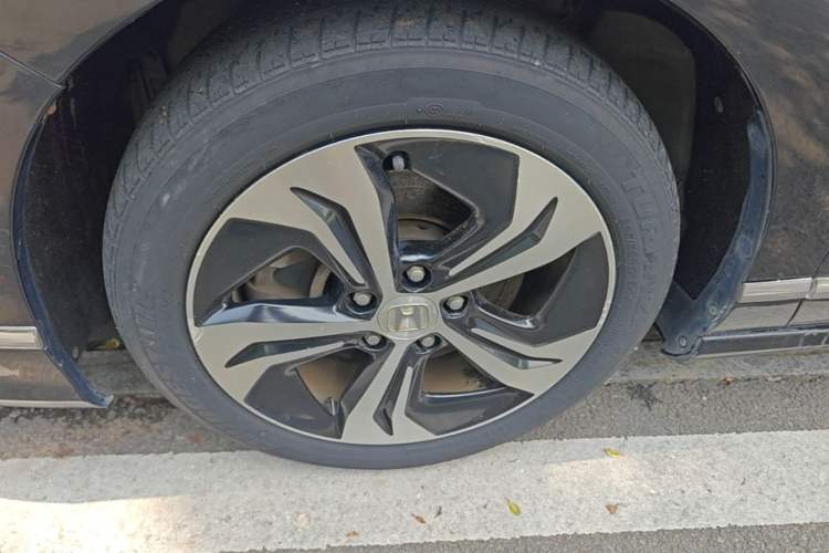 Used Honda Spirior 2015 2.4L Prestige Edition Left Front Wheel Hub