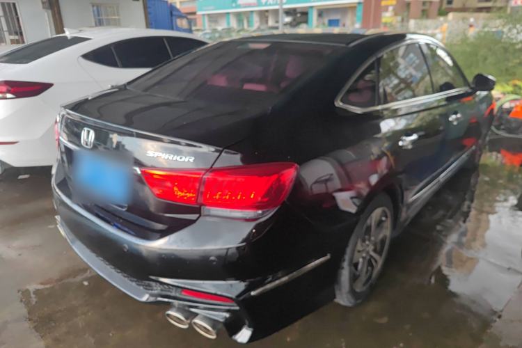 Used Honda Spirior 2015 2.0L Luxury Edition Rear Right 45 Deg