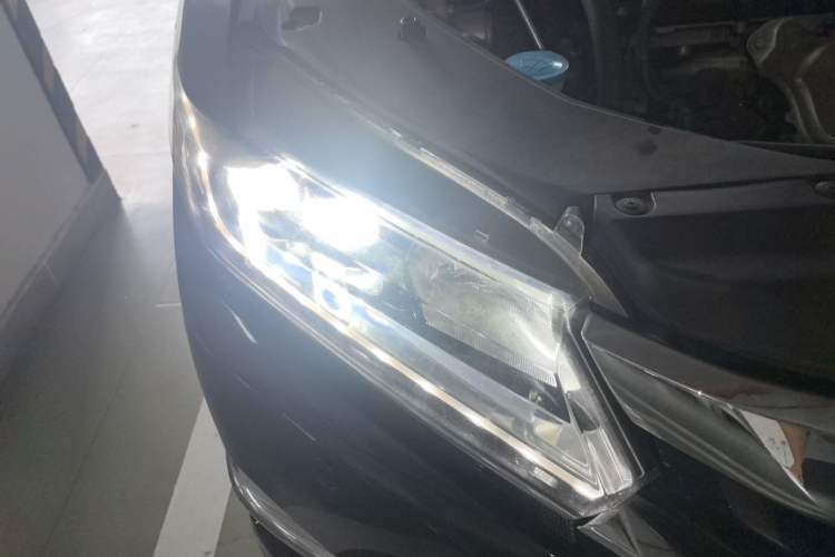 Used Honda Spirior 2015 2.4L Prestige Edition Right Front Headlight