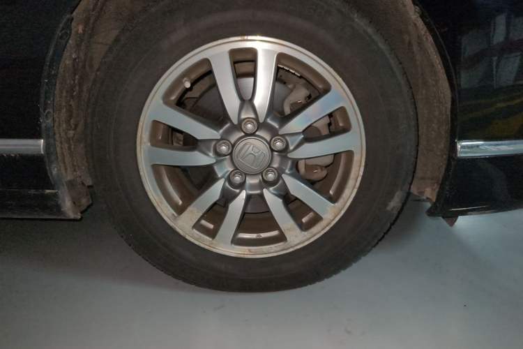 Used Honda Spirior 2015 2.0L Collector's Edition Right Front Wheel Hub