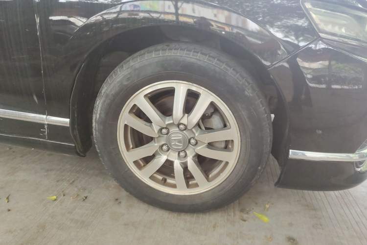 Used Honda Spirior 2015 2.0L Prestige Edition Right Front Wheel Hub