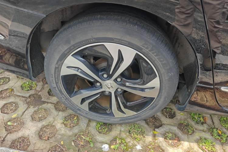 Used Honda Spirior 2015 2.4L Prestige Edition Right Rear Wheel Hub