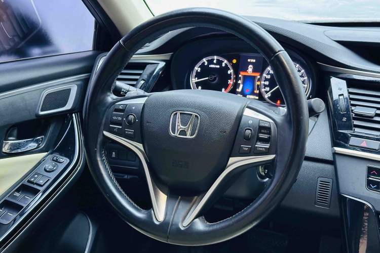 Used Honda Spirior 2015 2.0L Luxury Edition Steering Wheel