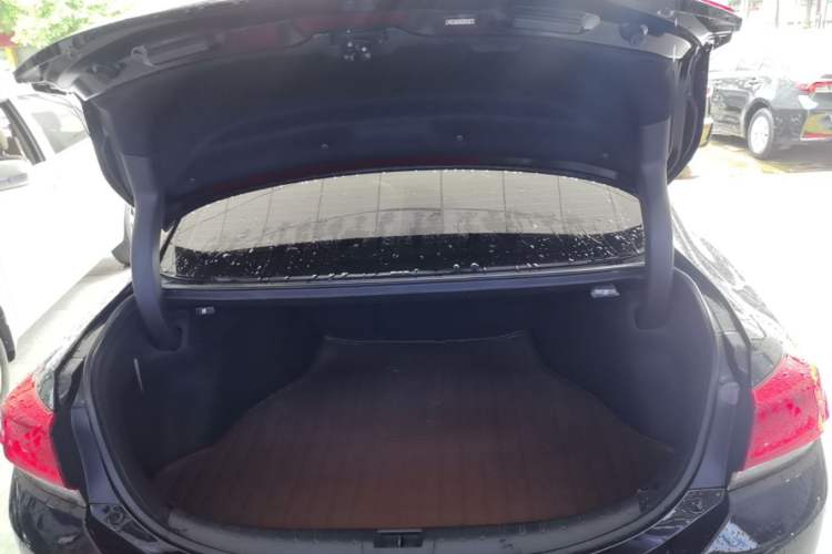 Used Honda Spirior 2015 2.4L Prestige Edition Trunk