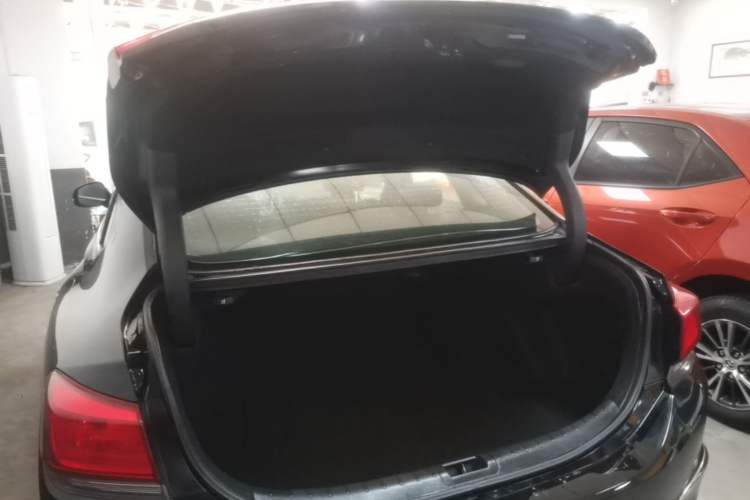 Used Honda Spirior 2015 2.0L Prestige Edition Trunk