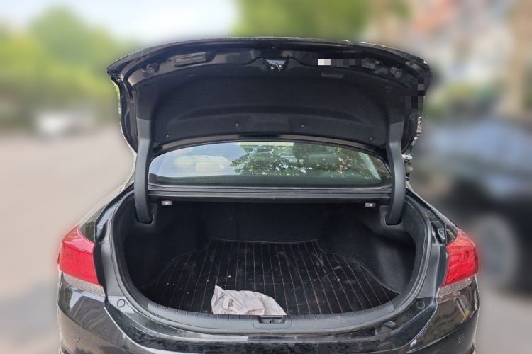 Used Honda Spirior 2015 2.4L Luxury Edition Trunk