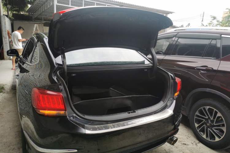Used Honda Spirior 2015 2.4L Luxury Edition Trunk