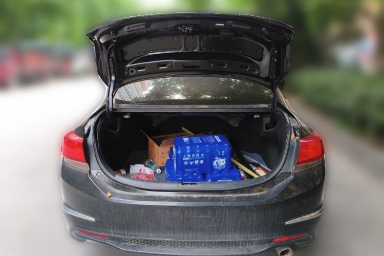 Used Honda Spirior 2015 2.0L Luxury Edition Trunk