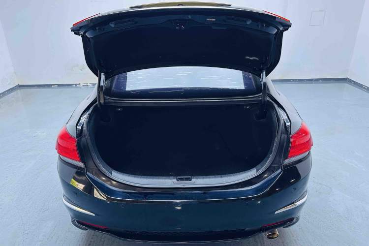 Used Honda Spirior 2015 2.0L Luxury Edition Trunk