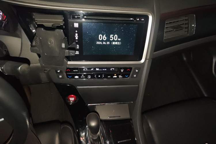 Used Honda Spirior 2015 2.4L Si Audio And AC Panel