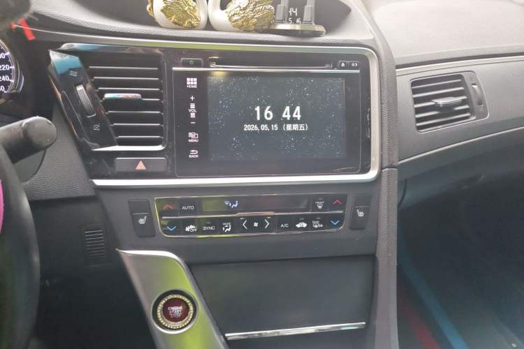 Used Honda Spirior 2015 2.4L Prestige Edition Audio And AC Panel