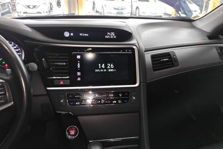 Used Honda Spirior 2015 2.4L Prestige Edition Audio And AC Panel