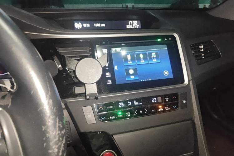 Used Honda Spirior 2015 2.4L Prestige Edition Audio And AC Panel