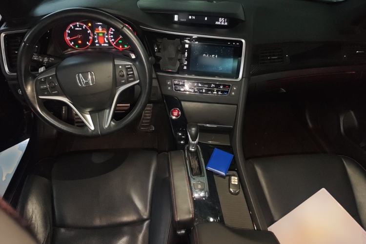 Used Honda Spirior 2015 2.4L Si Center Console