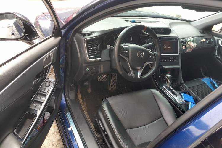 Used Honda Spirior 2015 2.4L Luxury Edition Driver Seat