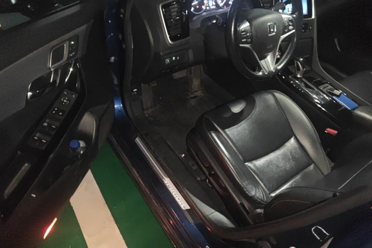 Used Honda Spirior 2015 2.4L Prestige Edition Driver Seat